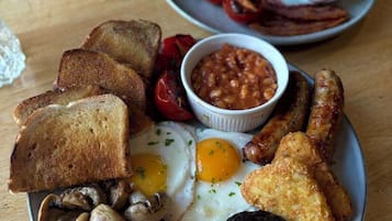 Classic Double Room, Mountain View | Breakfast meal | Daily cooked-to-order breakfast for a fee