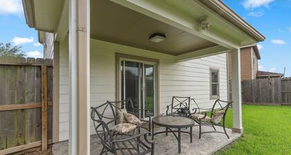 Sweet Home - Private BR in a Shared Home