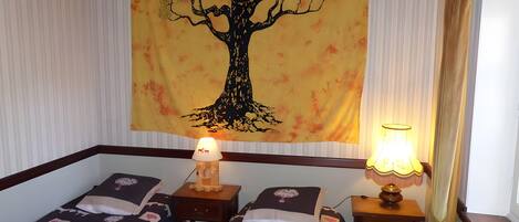 4 chambres, fer et planche à repasser, Wi-Fi, draps fournis