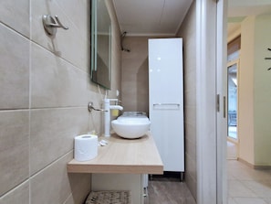 Bathroom - A Cozy Urban Nest in Kolonaki (Athina)