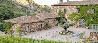 Rural House with a Pool in Cabañeros