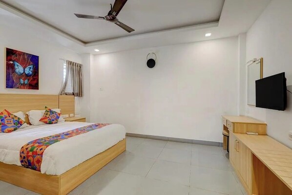 Habitación doble clásica | Escritorio, espacio para trabajar con laptop y wifi gratis