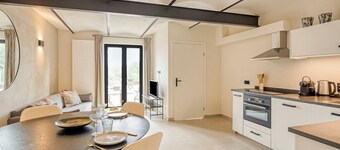 The Hoeve de Eik, which sleeps two, is a cosy and comfortable apartment, perfect for a romantic and relaxing stay.