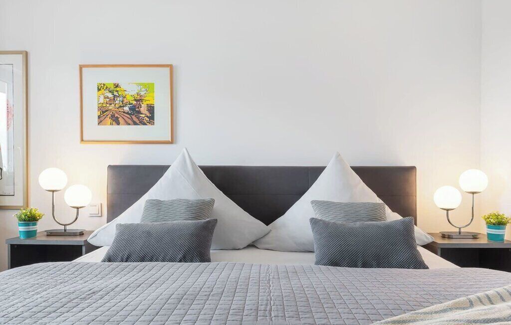 1 bedroom, iron/ironing board, travel crib, WiFi (free)