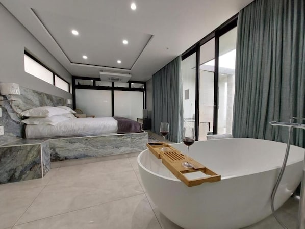 Villa Deluxe, vista al jardín | Wifi gratis y ropa de cama