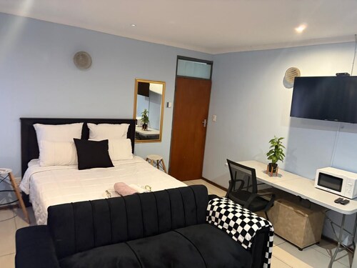 Baseni Air Guest House