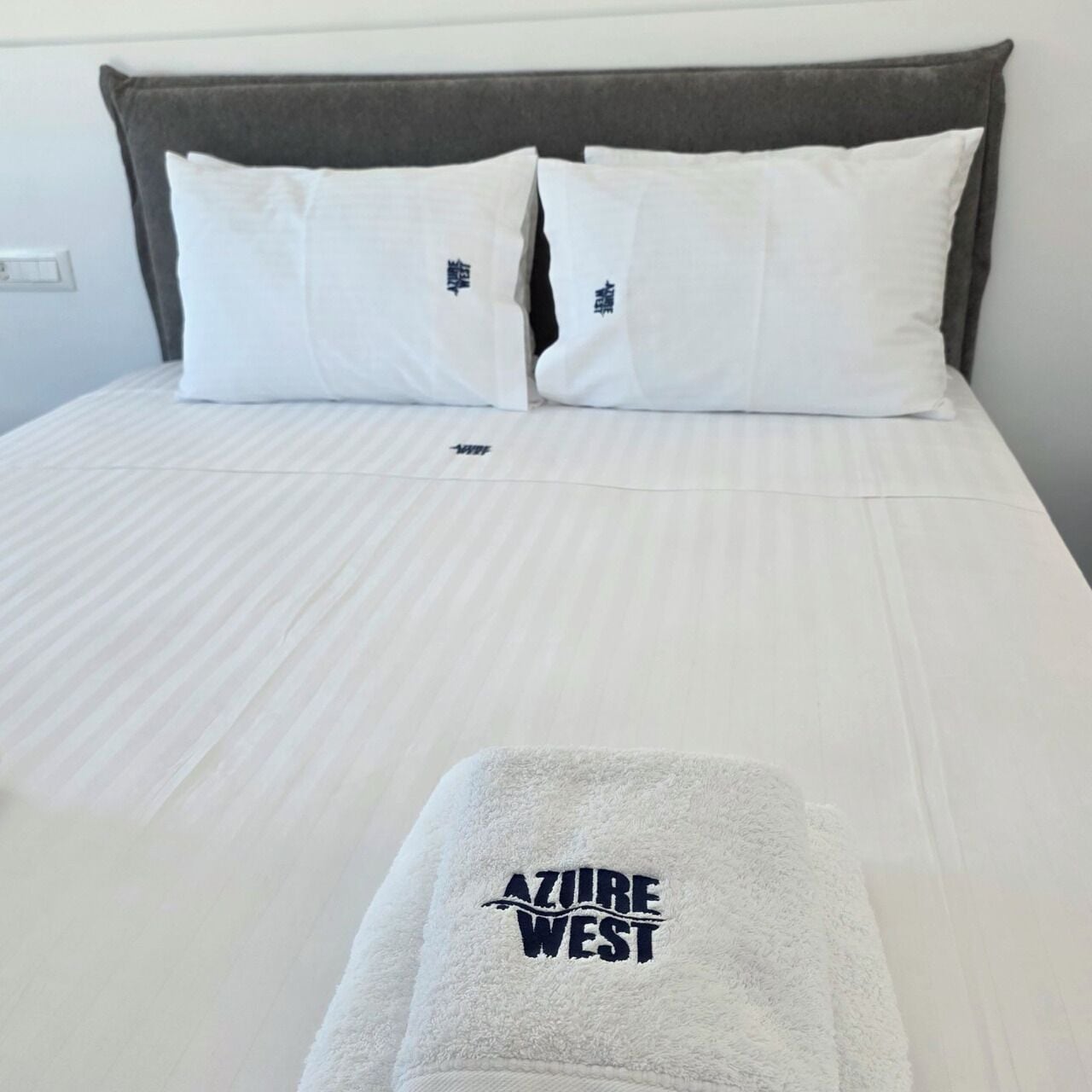 In-room safe, laptop workspace, blackout drapes, soundproofing