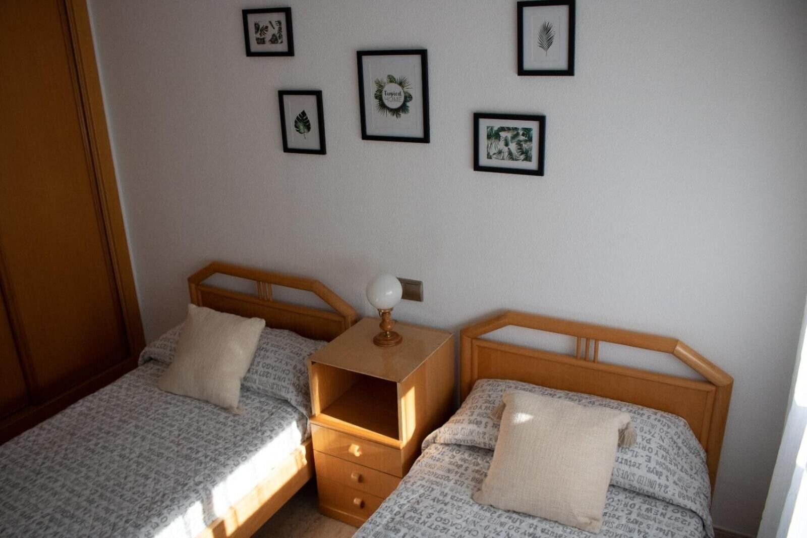 3 dormitorios, tabla de planchar con plancha, wifi y ropa de cama