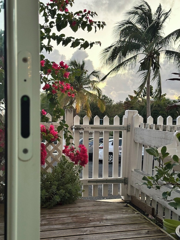 Property grounds - Vrbo Property (LE MOULE)