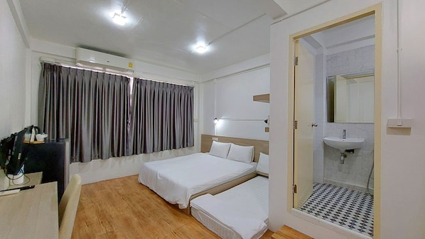 Superior Triple Room | Free WiFi