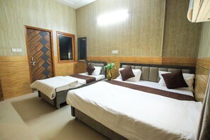 Room - Virat Shree Palace (Vrindavan)