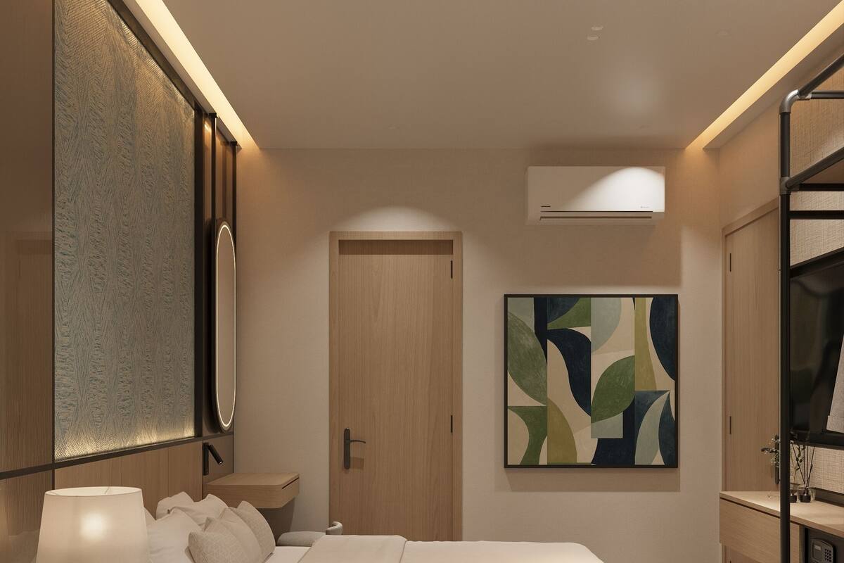 Kamar Double Basic | Minibar, brankas, tirai kedap cahaya, dan setrika/meja setrika
