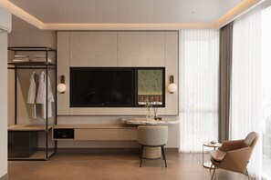 Kamar Double Deluks untuk 1 Orang | Minibar, brankas, tirai kedap cahaya, dan setrika/meja setrika