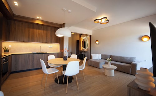 Arcadian Design Loft