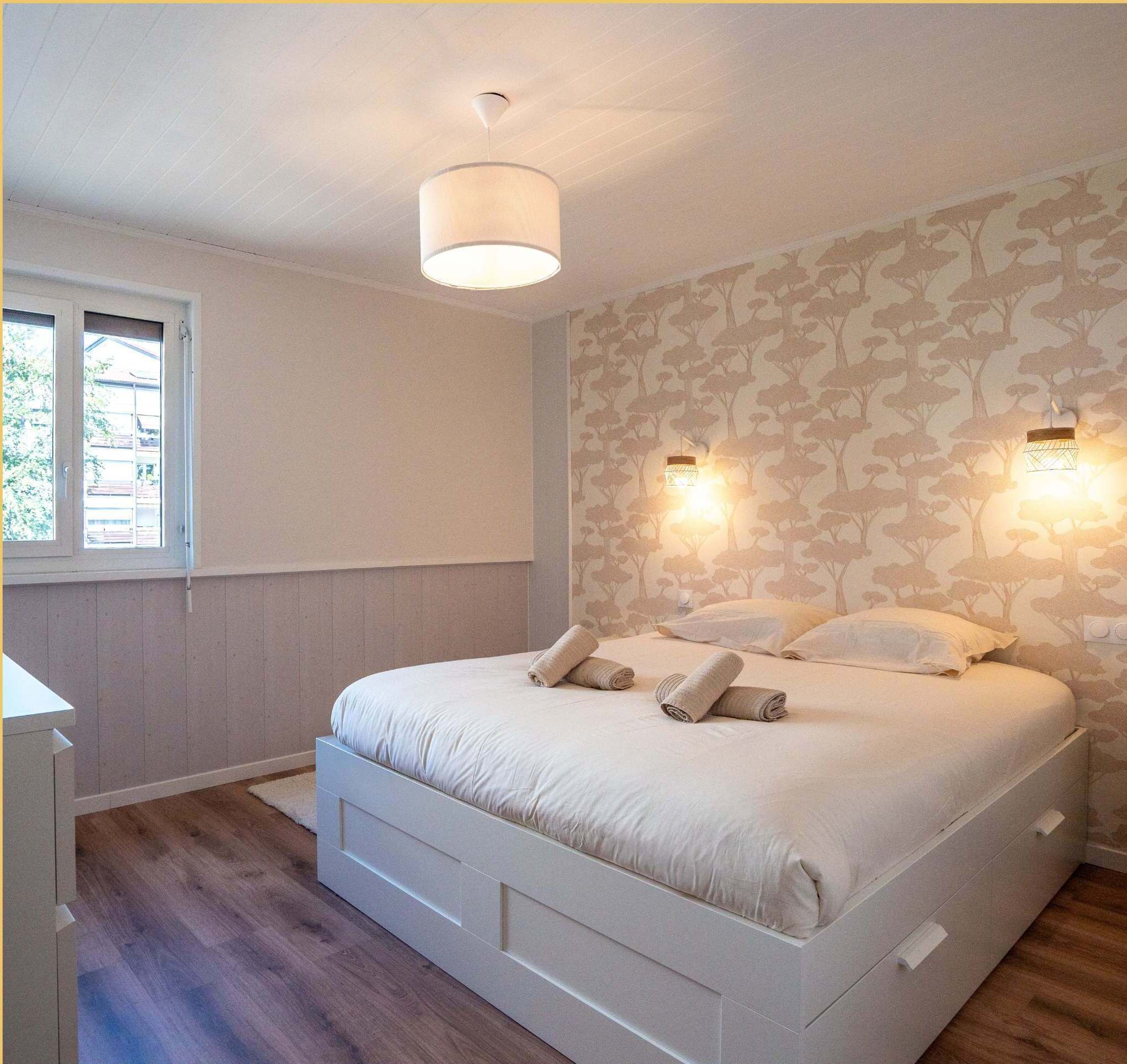 2 bedrooms, WiFi, bed sheets