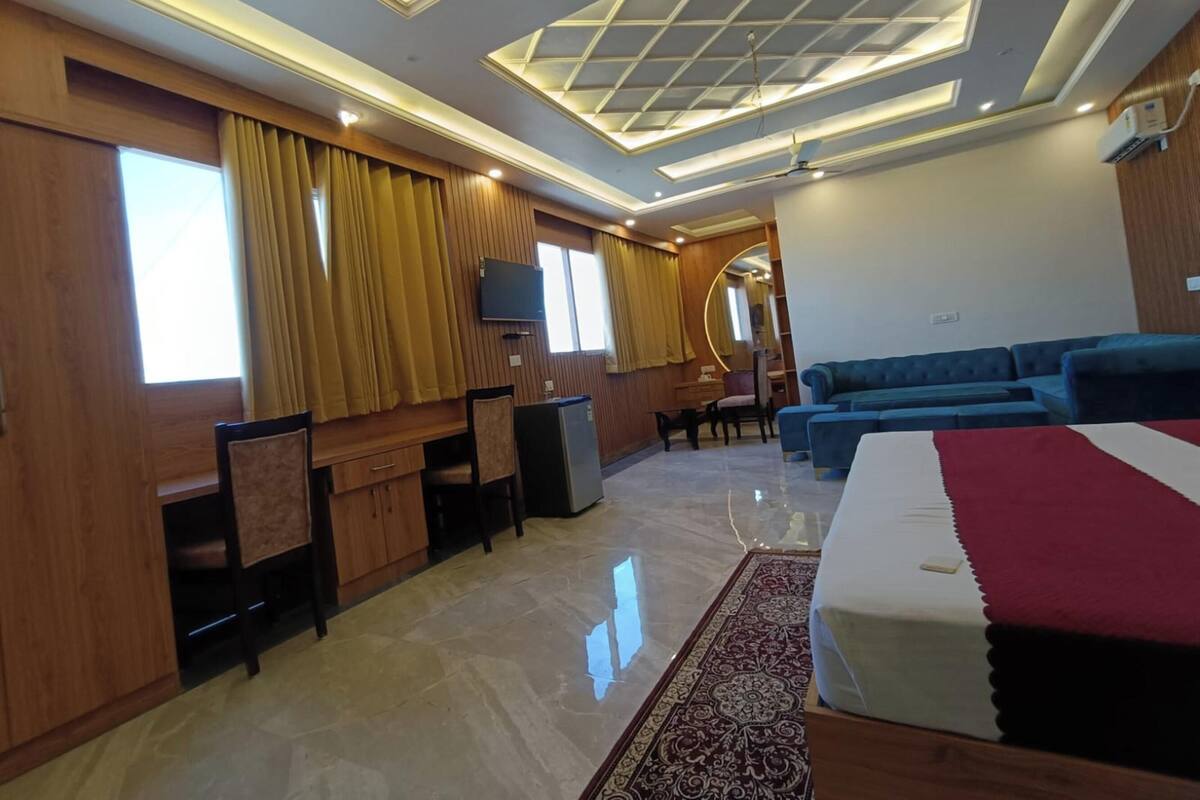 Chambre Signature double, vue sur la ville | Bureau, accès au Wi-Fi (inclus)