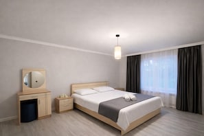 Room - Skyline Fairy Garden , Private 3BR , City Center (Qəbələ)