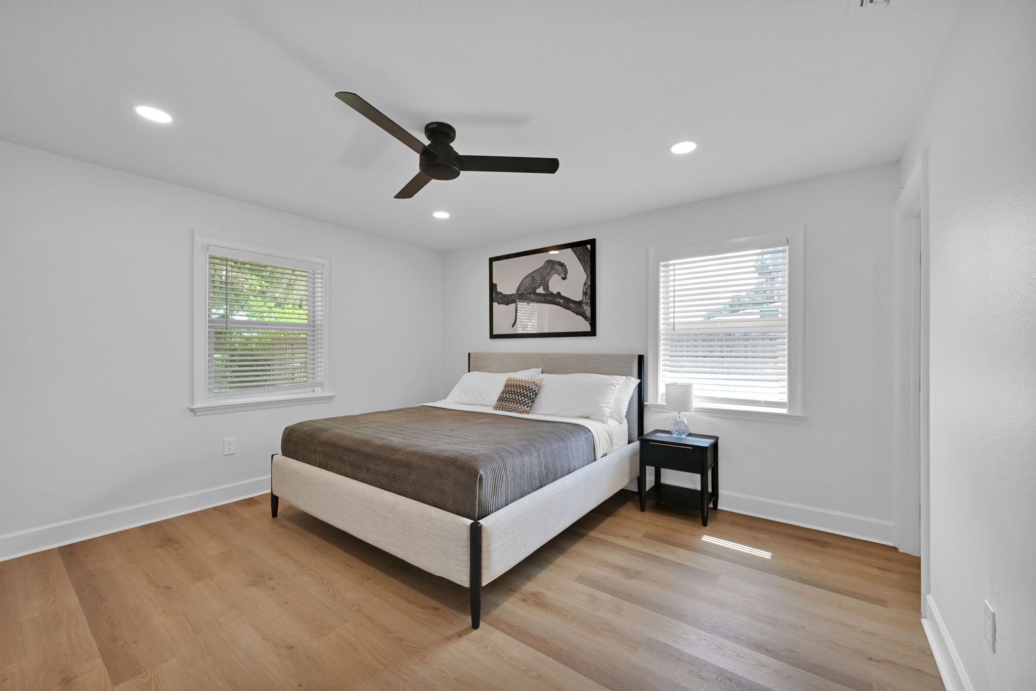 3 habitaciones, internet y ropa de cama 