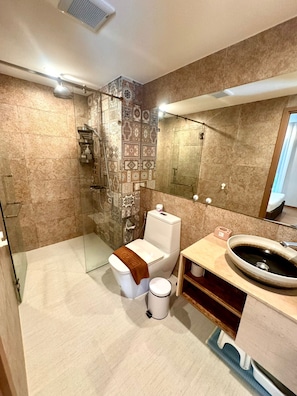 Deluxe Apartment, Balcony | Bathroom | Shower, hair dryer, towels, soap - The Title V by Maestro Estate (Phuket)