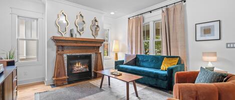 Smart TV, fireplace, ping pong