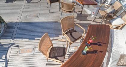 Sanssouci Star - Exclusive Island Cruise