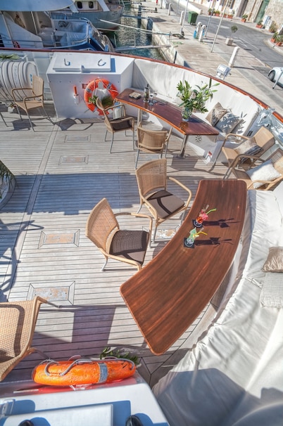Sanssouci Star - Exclusive Island Cruise