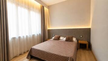Deluxe Studio | In-room safe, soundproofing, iron/ironing board (on request)