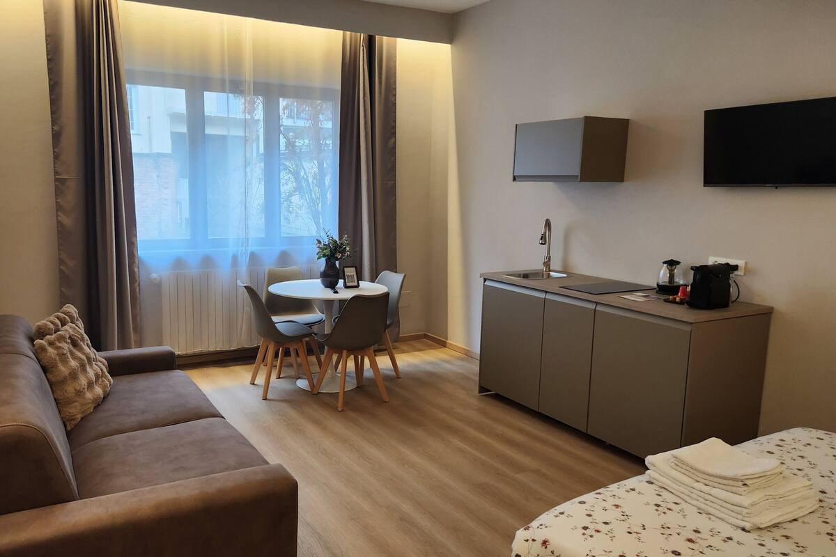 Deluxe Studio | Interior
