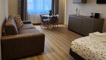 Estúdio luxo | Cofres nos quartos, quartos à prova de som