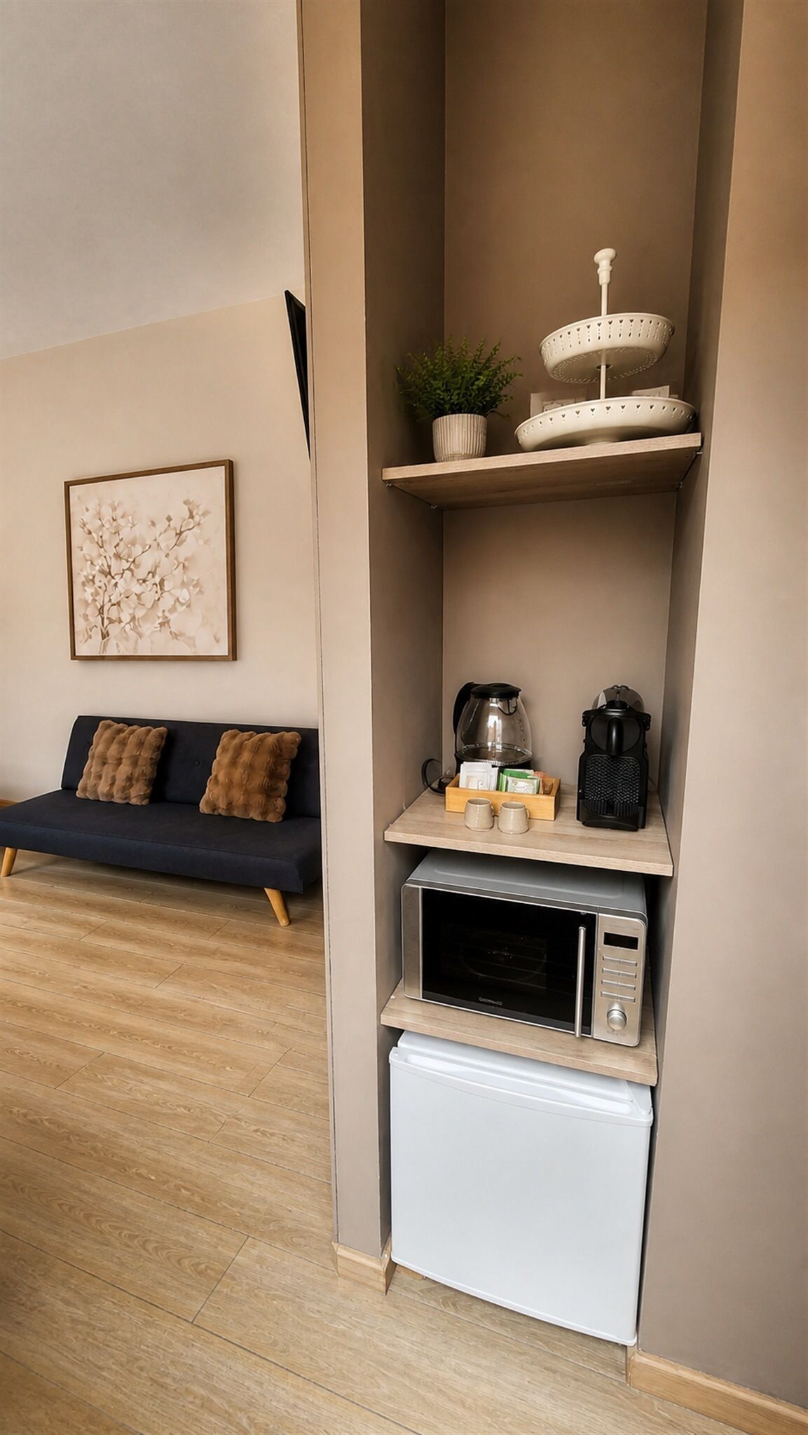 Deluxe Studio | In-room dining