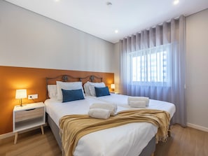 3 chambres, lit parapluie, Wi-Fi, draps fournis