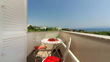 Premium-Apartment, Balkon, Meerblick | Balkon