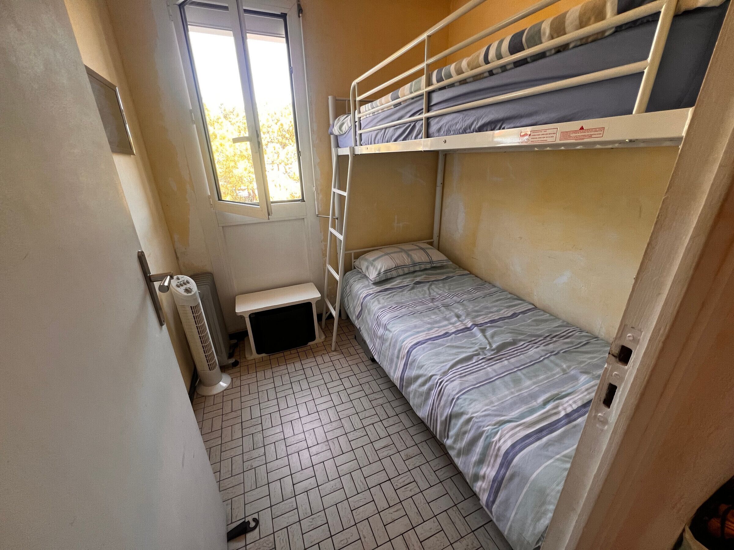 2 bedrooms