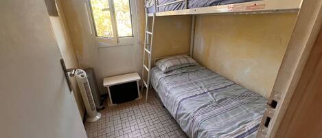 2 bedrooms
