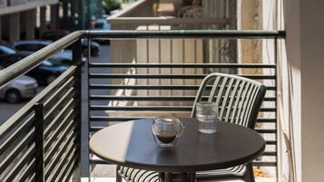 Apartment, 2 Bedrooms | City view
