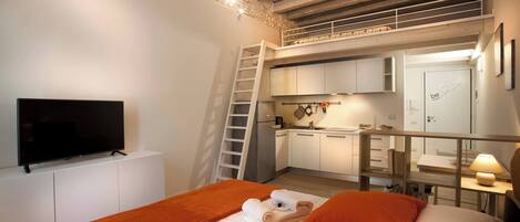 1 chambre, fer et planche à repasser, Wi-Fi gratuit