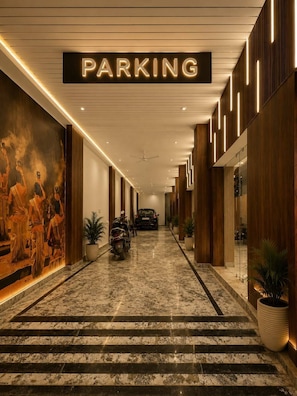 Miscellaneous - Shri Radha Raman Palace (Varanasi)