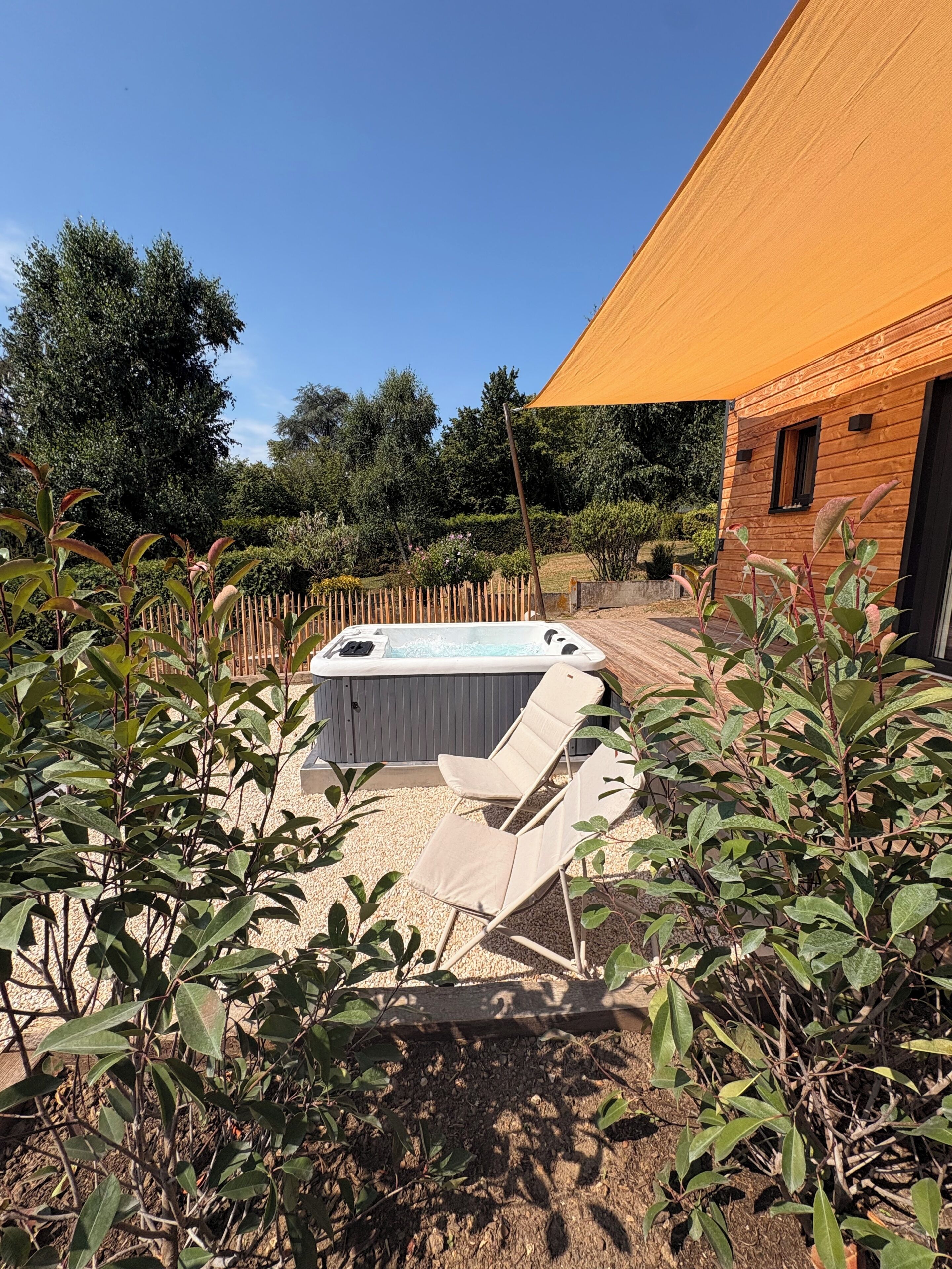 Bañera de hidromasaje exterior