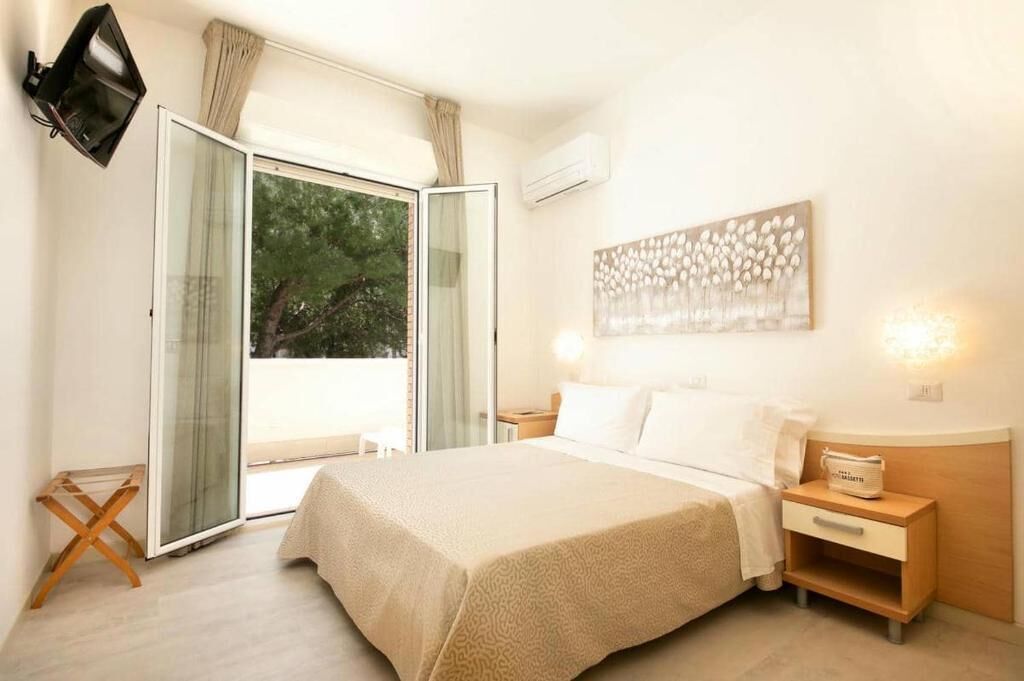 Standard Double Room | Free WiFi