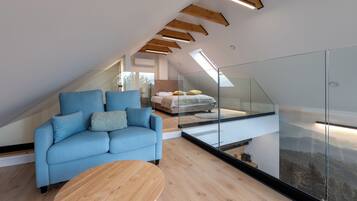 Apartament (40B/2) | Iron/ironing board, free WiFi, individually decorated