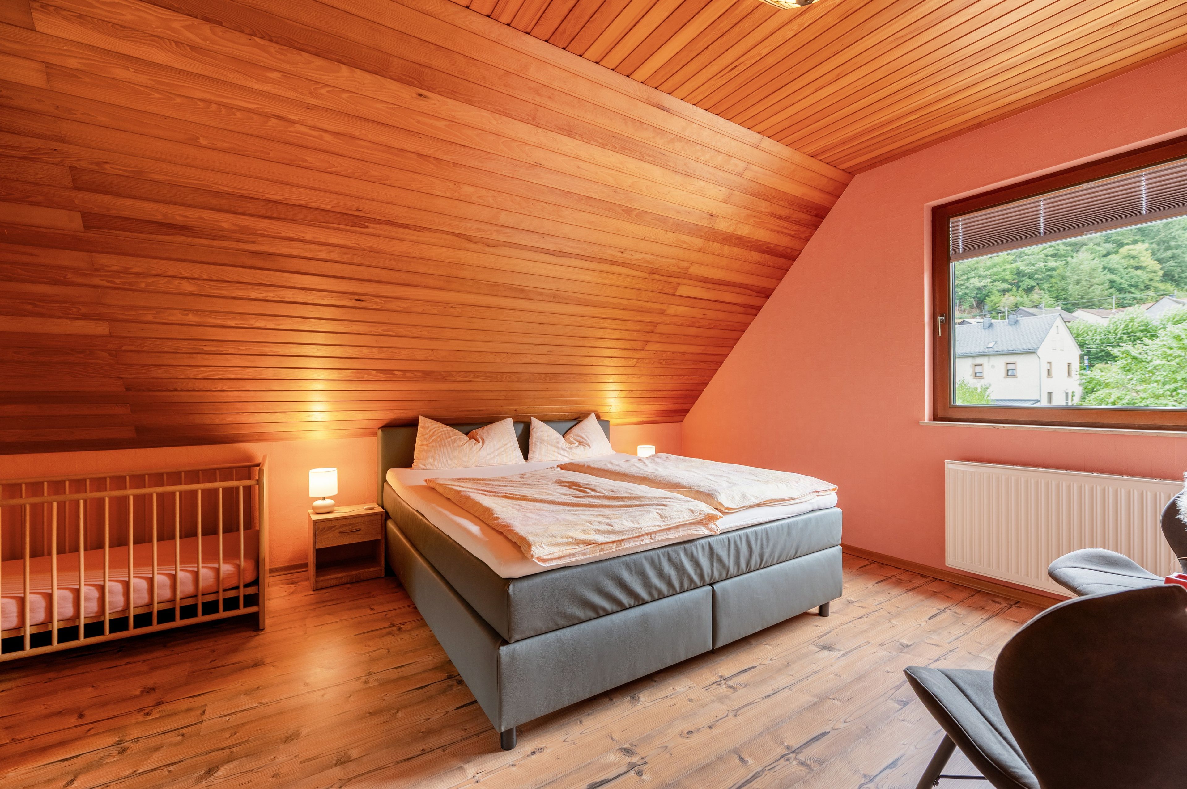 2 Schlafzimmer, Bügeleisen/Bügelbrett, WLAN, Bettwäsche