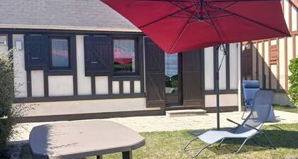 Chalet for 6–7 people near the beach and downtown