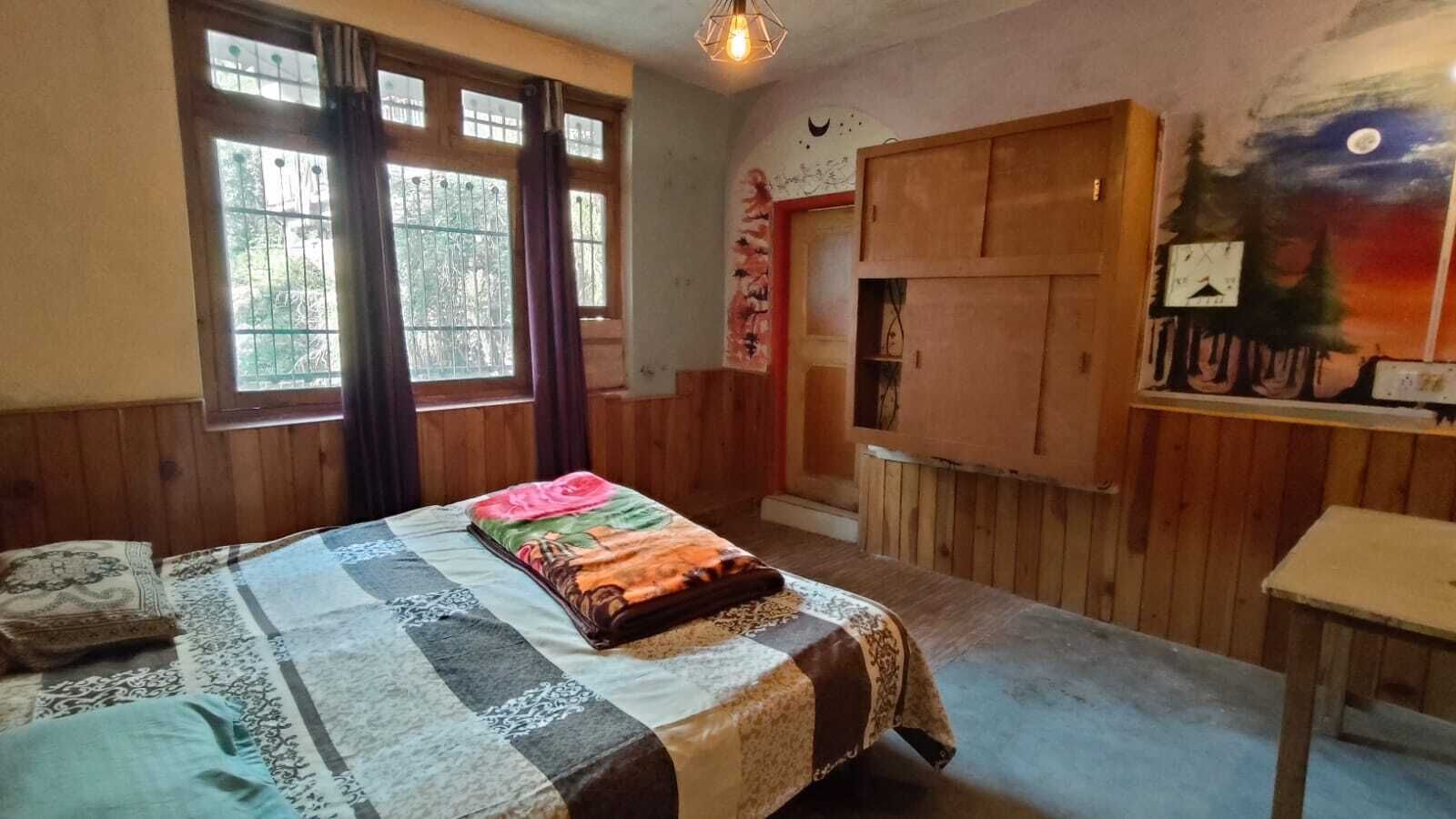 Basic Double Room | WiFi (free)