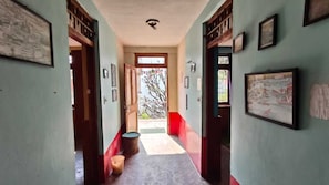 Basic Double Room | Interior - Creepers Nest (Manali)