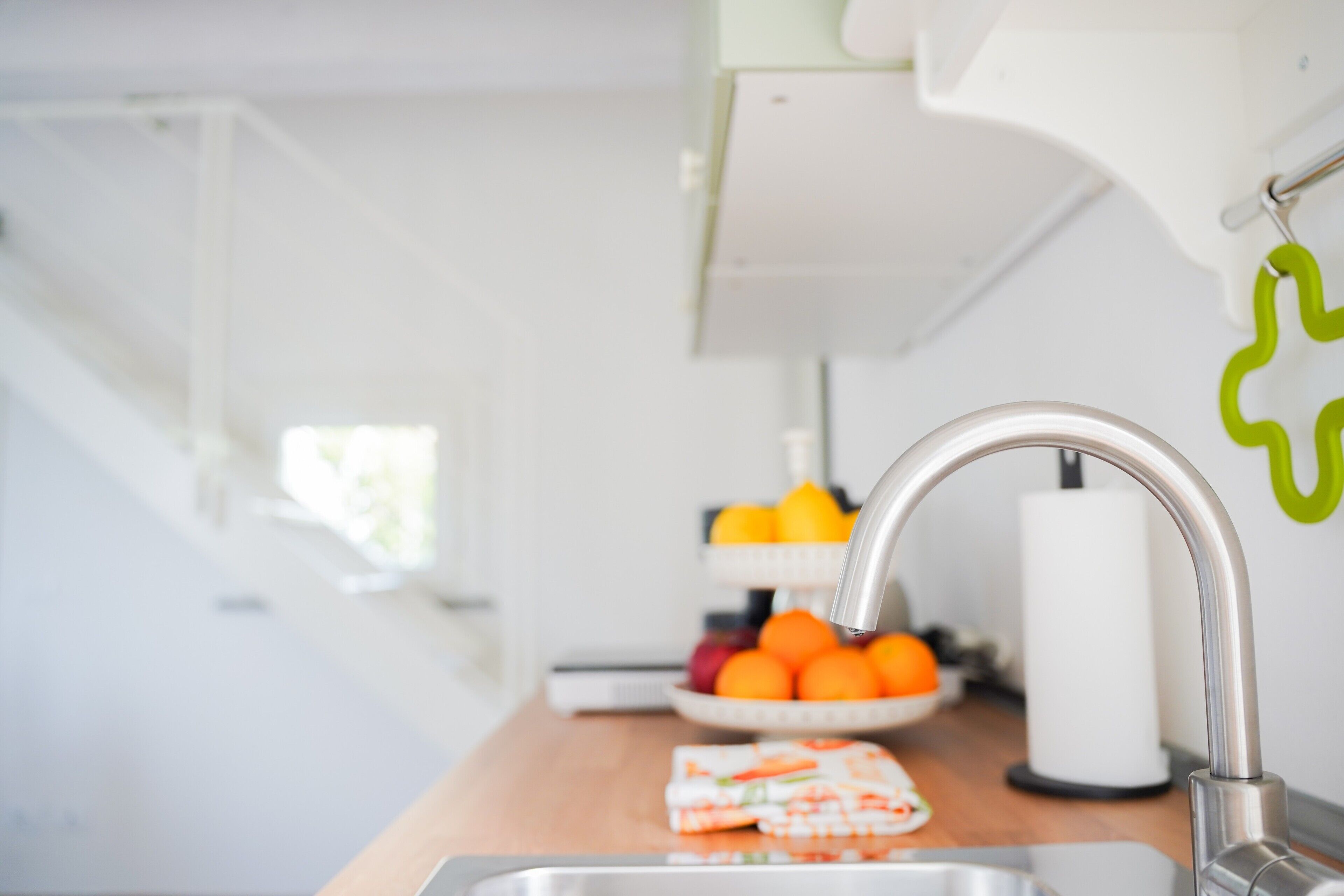 Fridge, microwave, stovetop, electric kettle