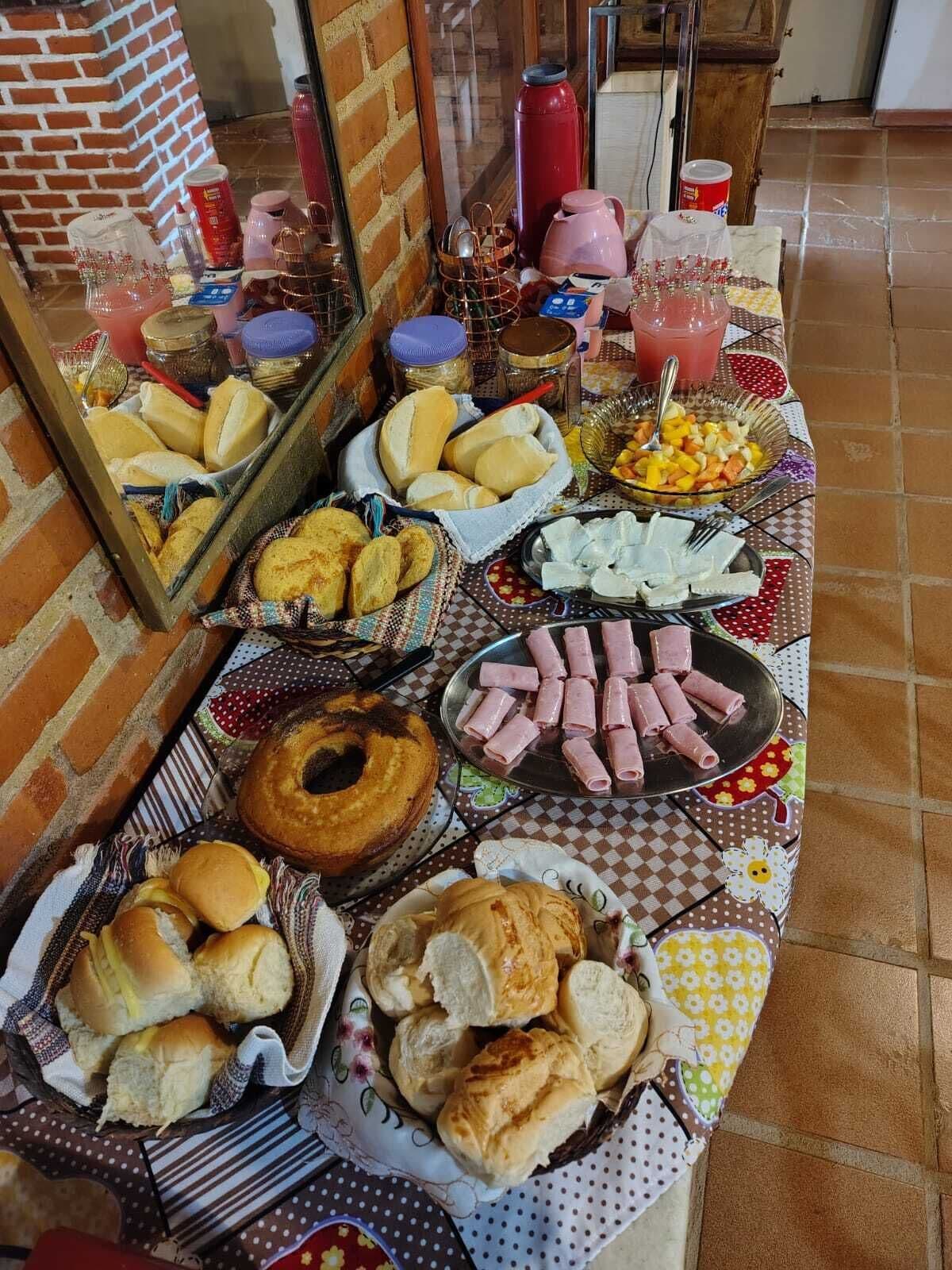 Desayuno buffet todos los días (con cargo)