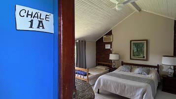 Chalet, en el área del patio | Ropa de cama