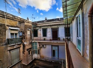 Exterior - Sciuscià beb spaccanapoli (NAPOLI)