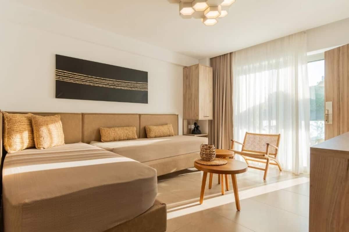 Family Suite, Balcony, Mountain View | In-room safe, blackout drapes, soundproofing
