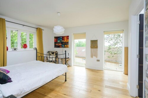 Outstanding contemporary country house, close to Bath with stunning views.